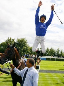 Frankie Dettori helped punters win big with accumulators when he rode all seven winners at Ascot.