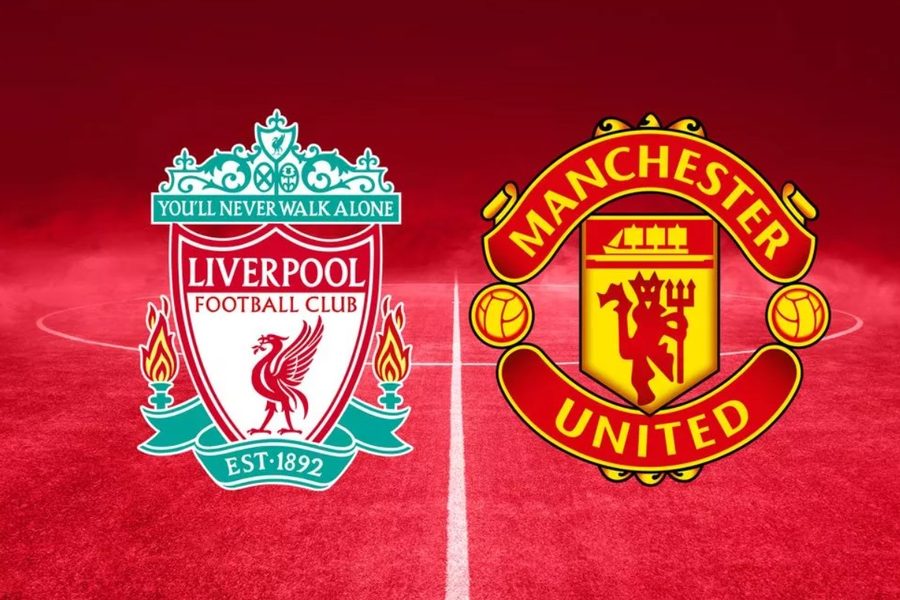 Liverpool vs Man Utd Badges